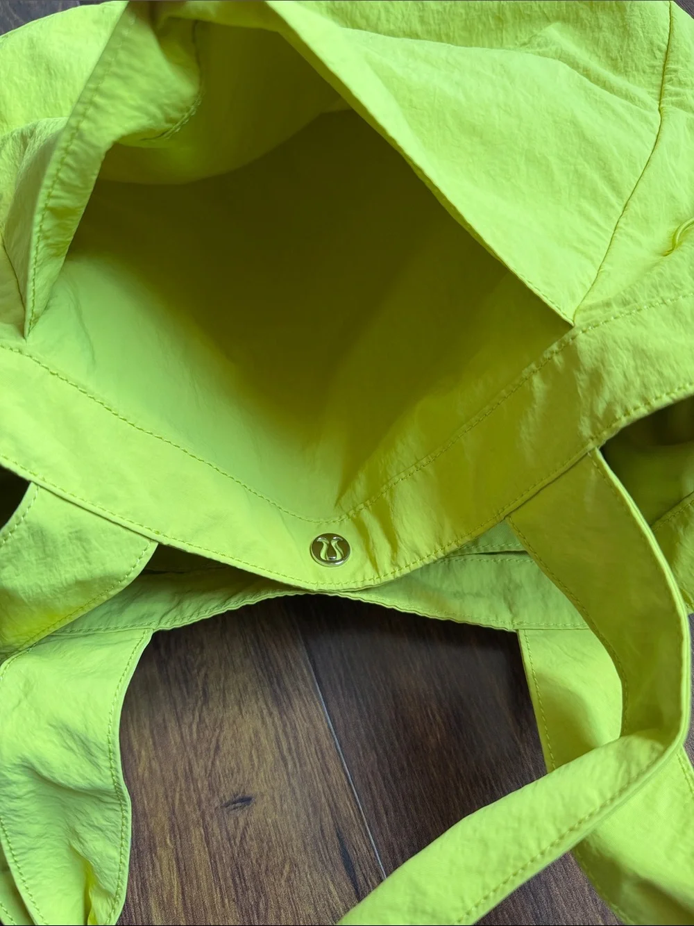 Lululemon Side Cinch Shopper Large Tote Tag Neon Yellow 18L